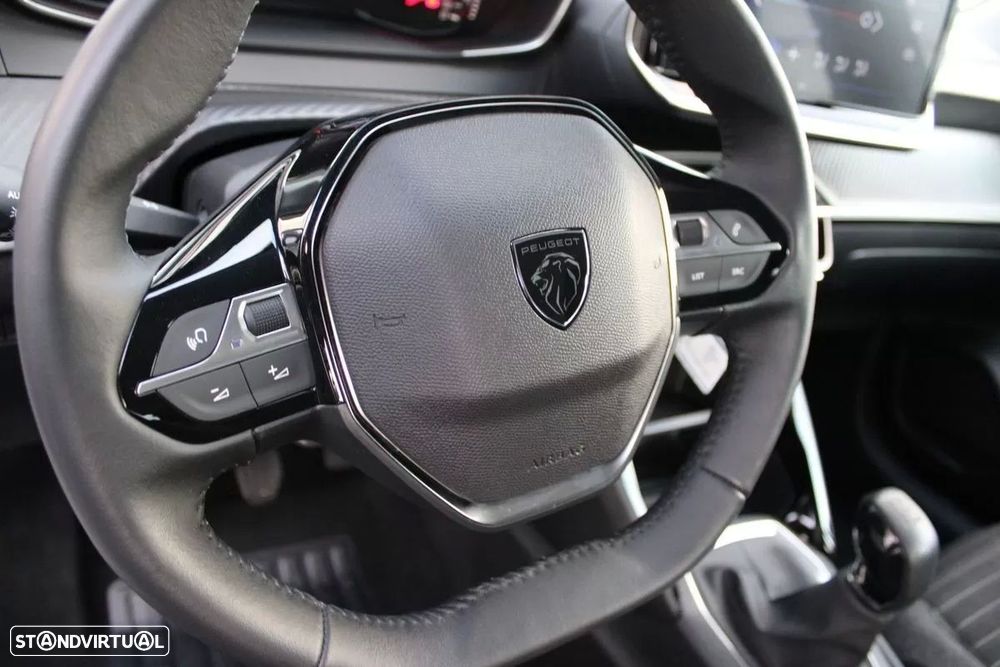 Peugeot 208 1.2 PureTech Active - 11