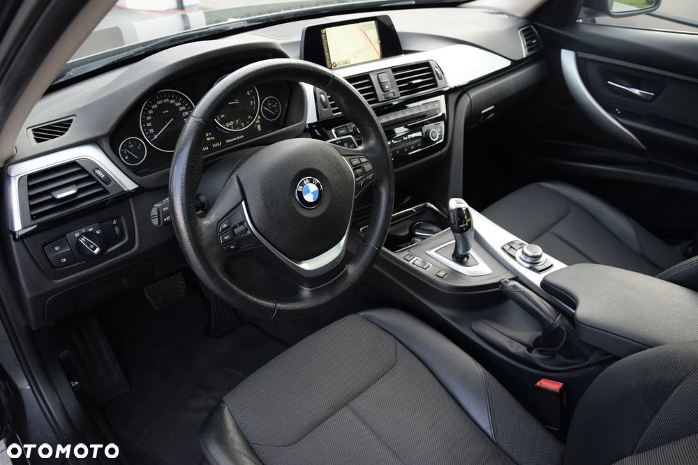 BMW Seria 3 320i Advantage - 17