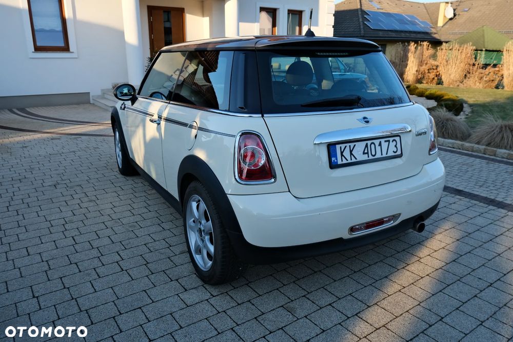 MINI Cooper Standard - 11
