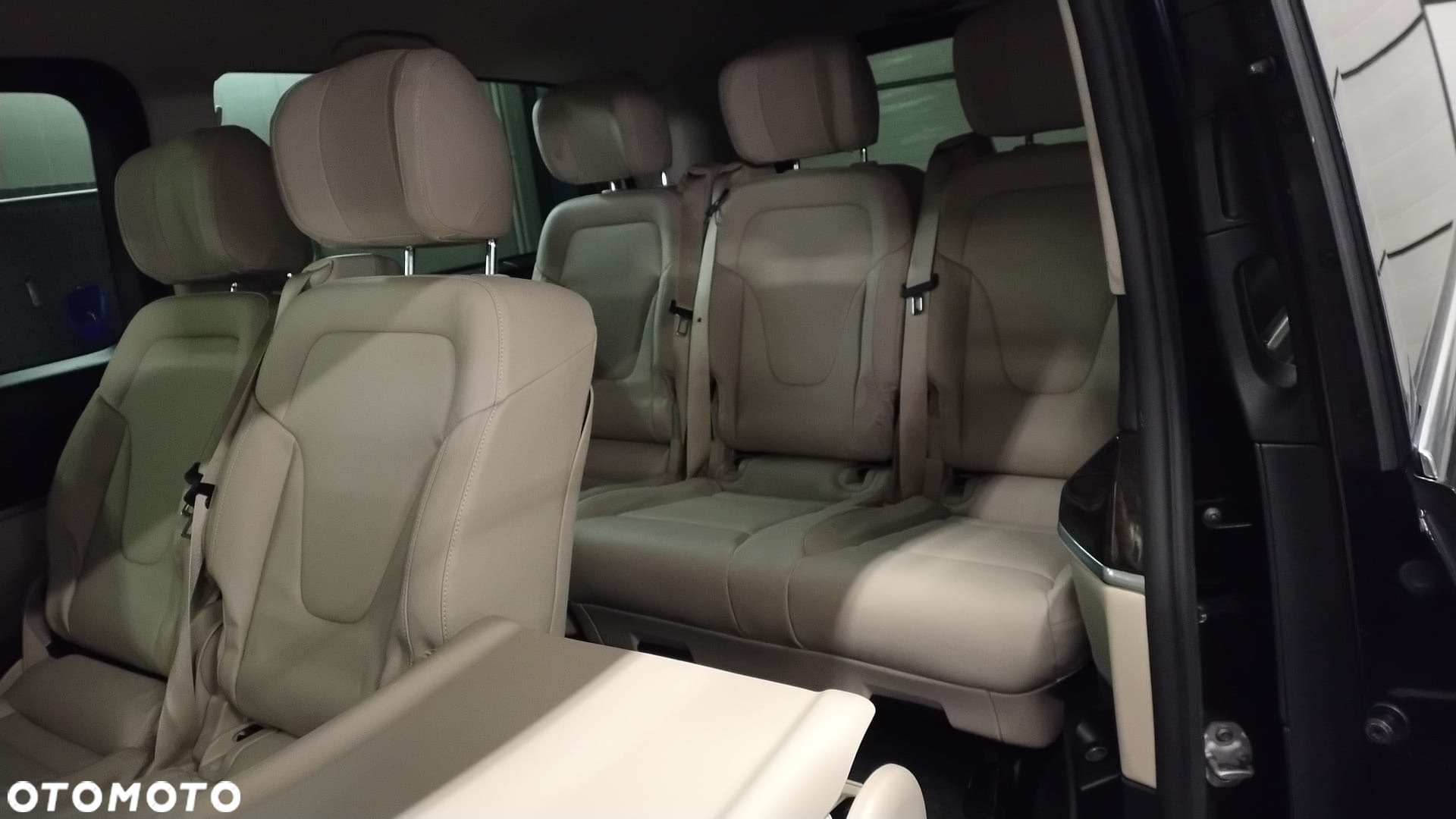 Mercedes-Benz Klasa V 220 d kompakt 4Matic 7G-TRONIC Avantgarde - 8