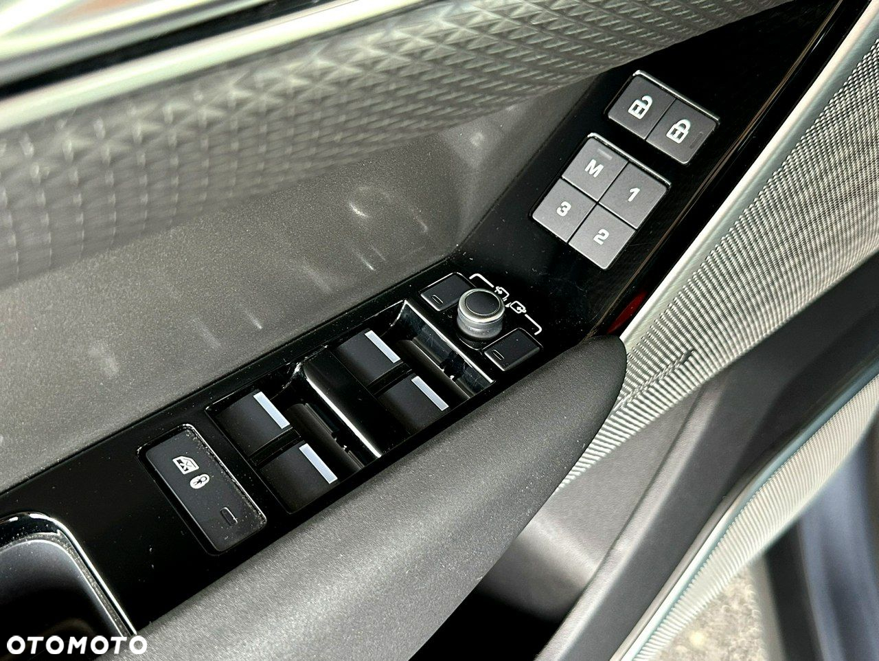 Land Rover Range Rover Velar - 19