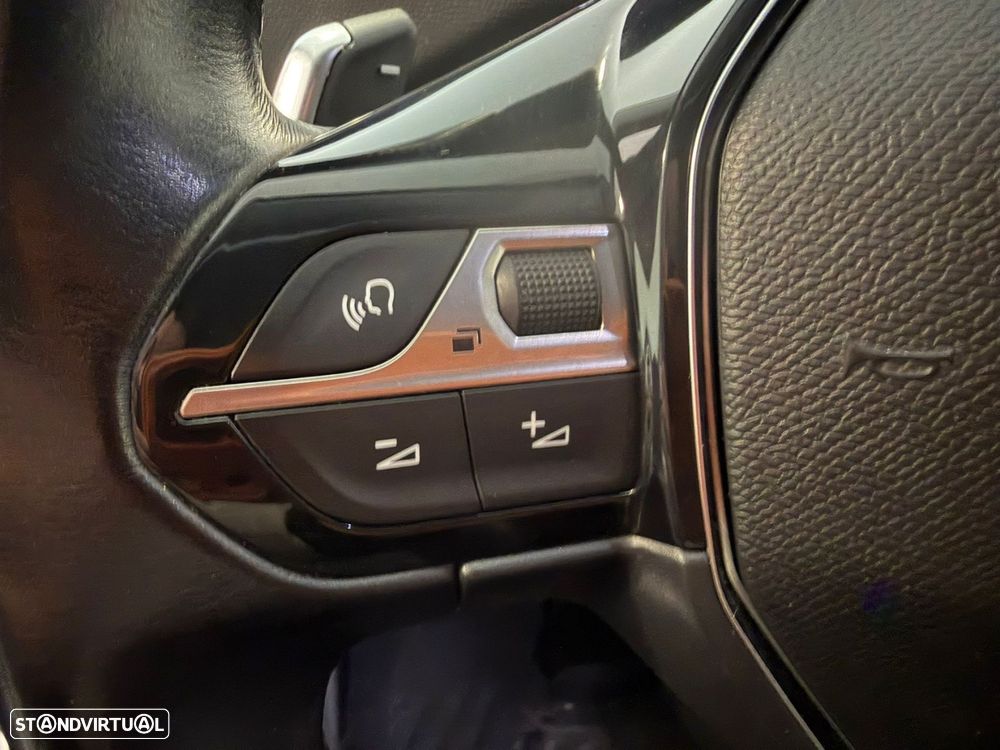 Peugeot 3008 1.2 PureTech Allure EAT8 - 14