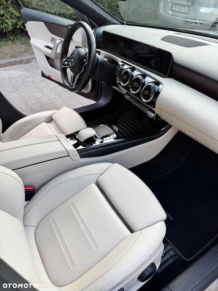 Mercedes-Benz Klasa A 200 Progressive 7G-DCT - 5