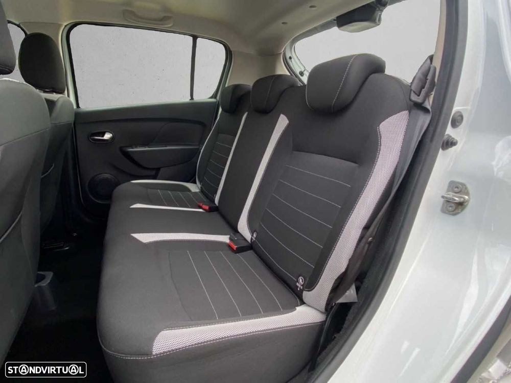 Dacia Sandero 0.9 TCe Stepway - 10