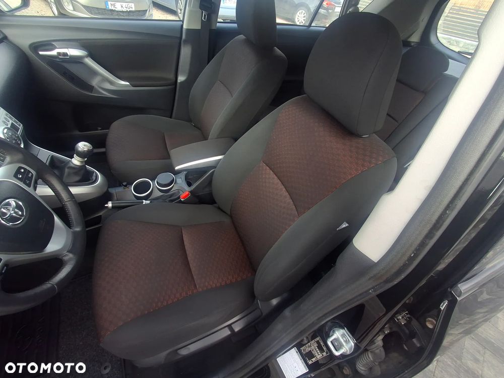 Toyota Verso 1.8 Edition - 11