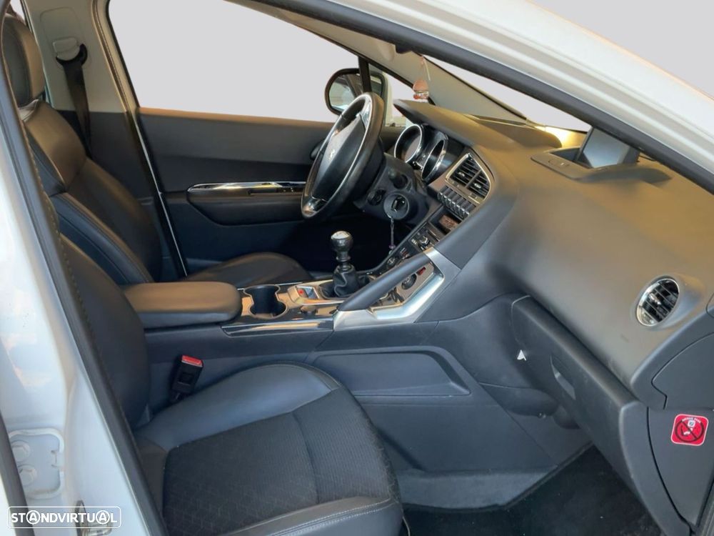 Peugeot 3008 1.2 PureTech Allure - 6