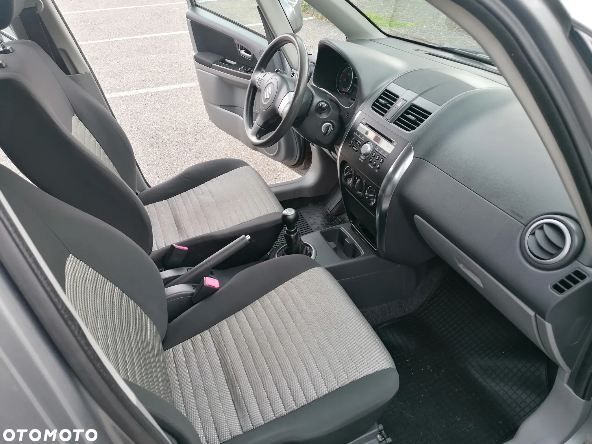 Suzuki SX4 1.6 VVT 4x4 Comfort - 9