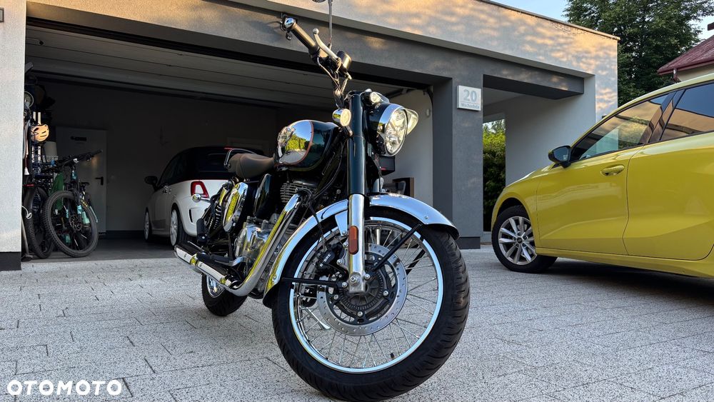 Royal Enfield Classic - 1
