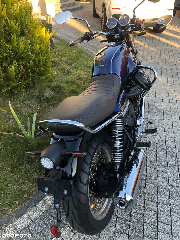 Moto Guzzi V7 - 3