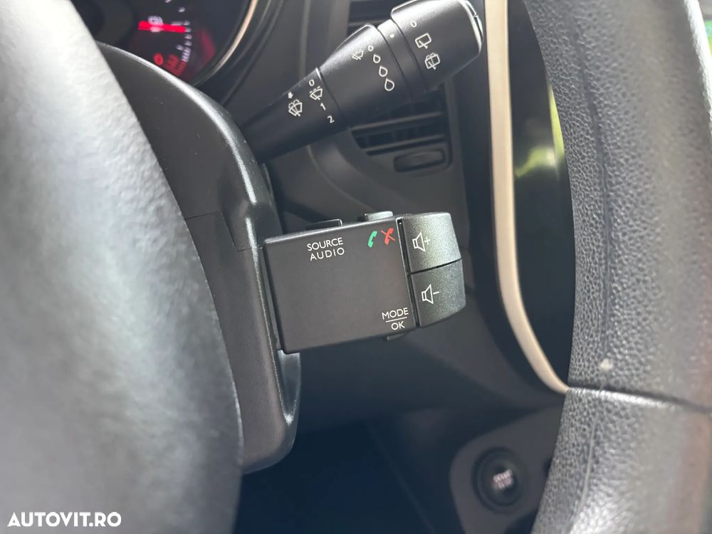 Renault Captur TCe Life - 19