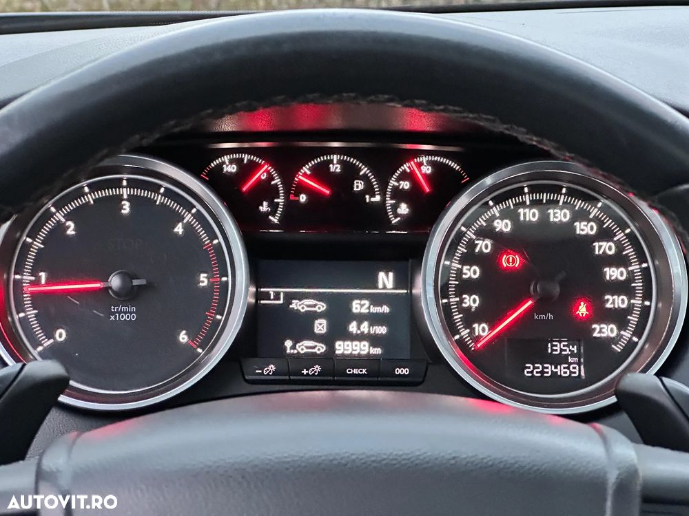 Peugeot 508 SW e-HDi FAP 115 EGS6 Business-Line - 20