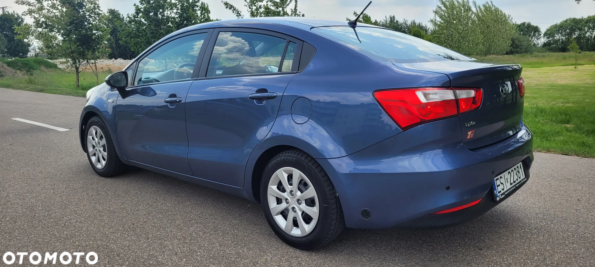 Kia Rio - 11