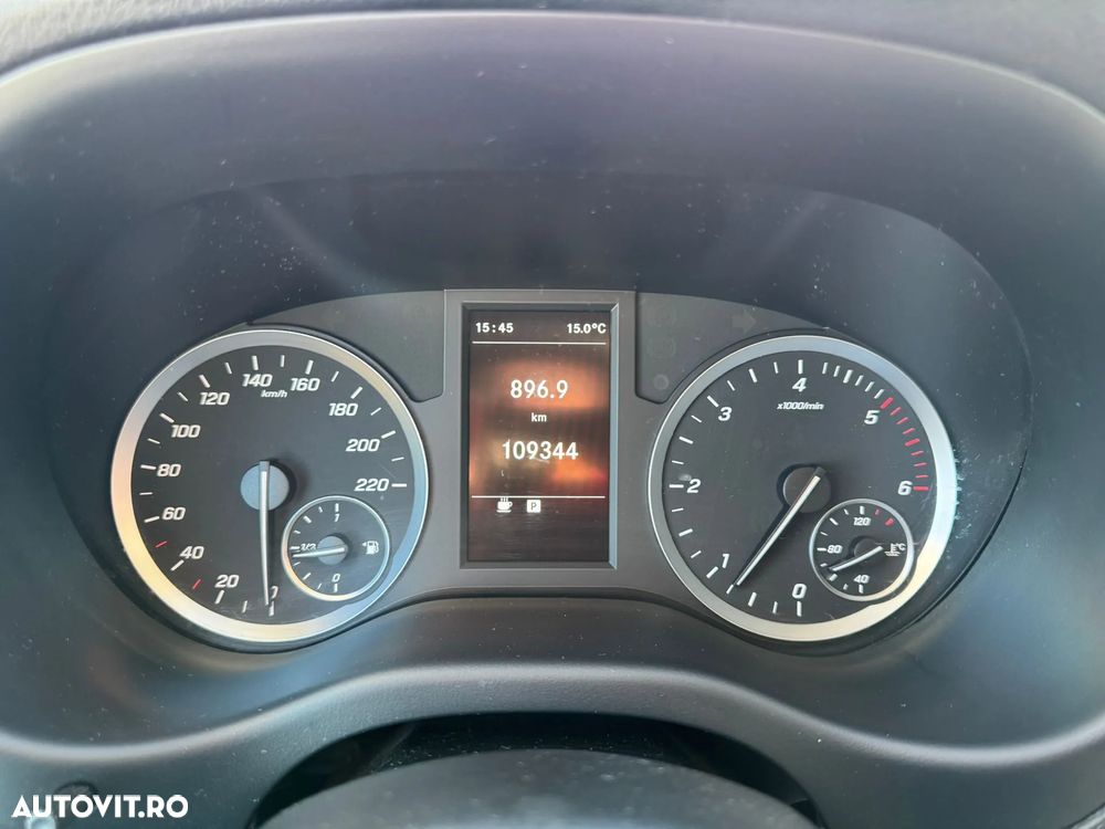 Mercedes-Benz Vito - 13
