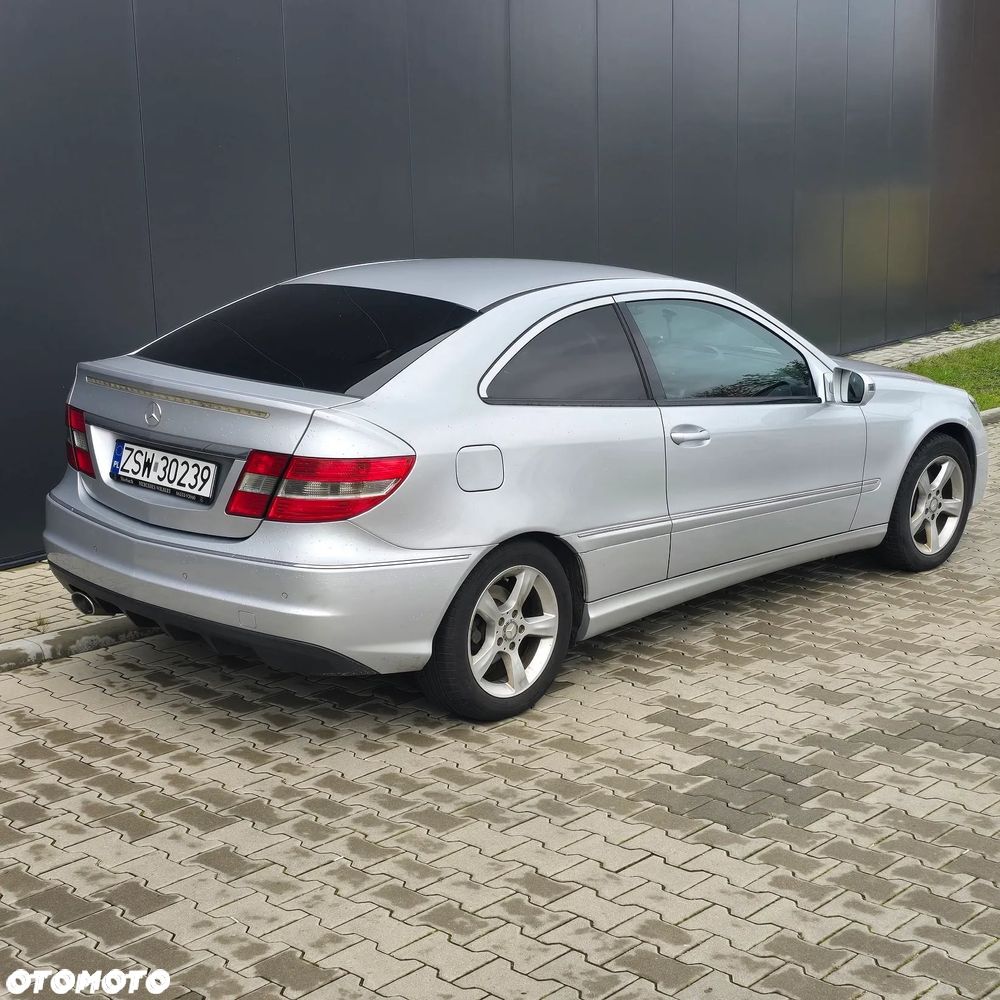 Mercedes-Benz CLC - 5