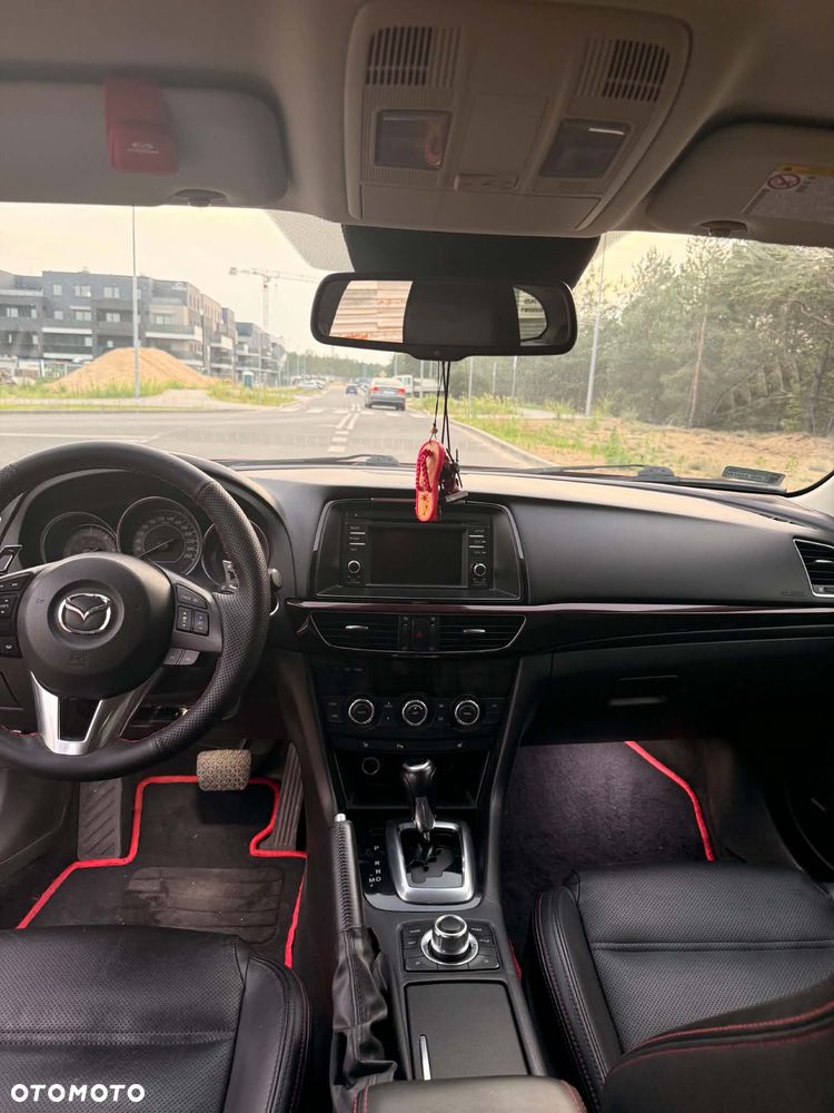 Mazda 6 - 12