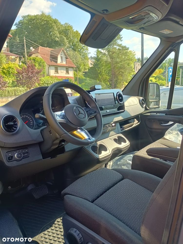 Mercedes-Benz Sprinter Furgon L2H2 - 1