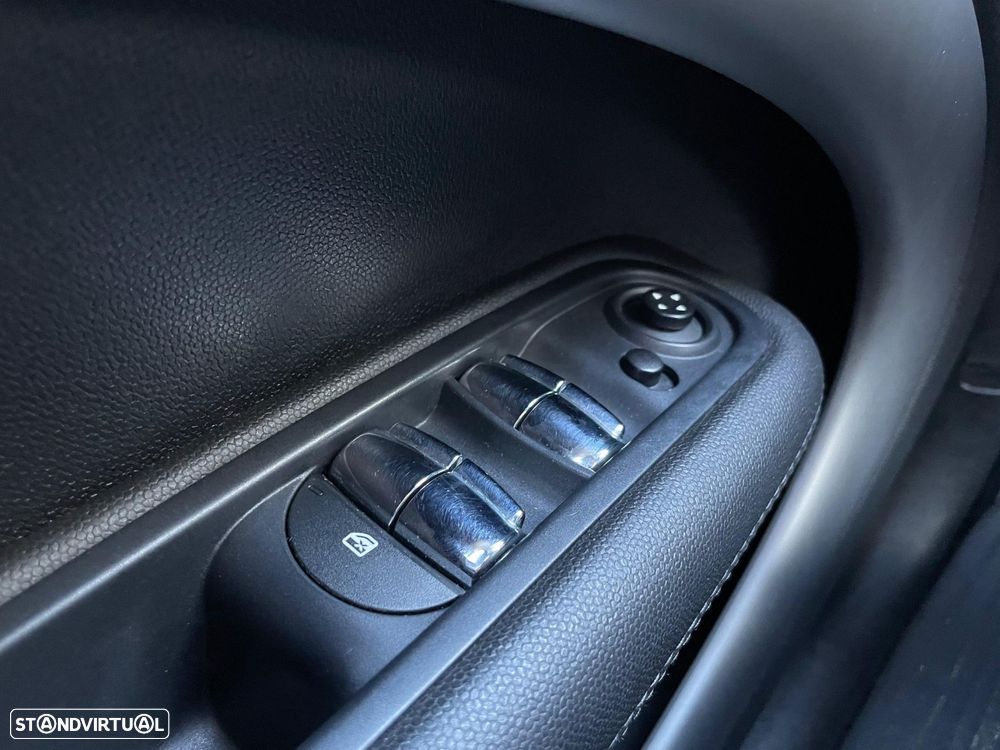 MINI Countryman Cooper D - 14