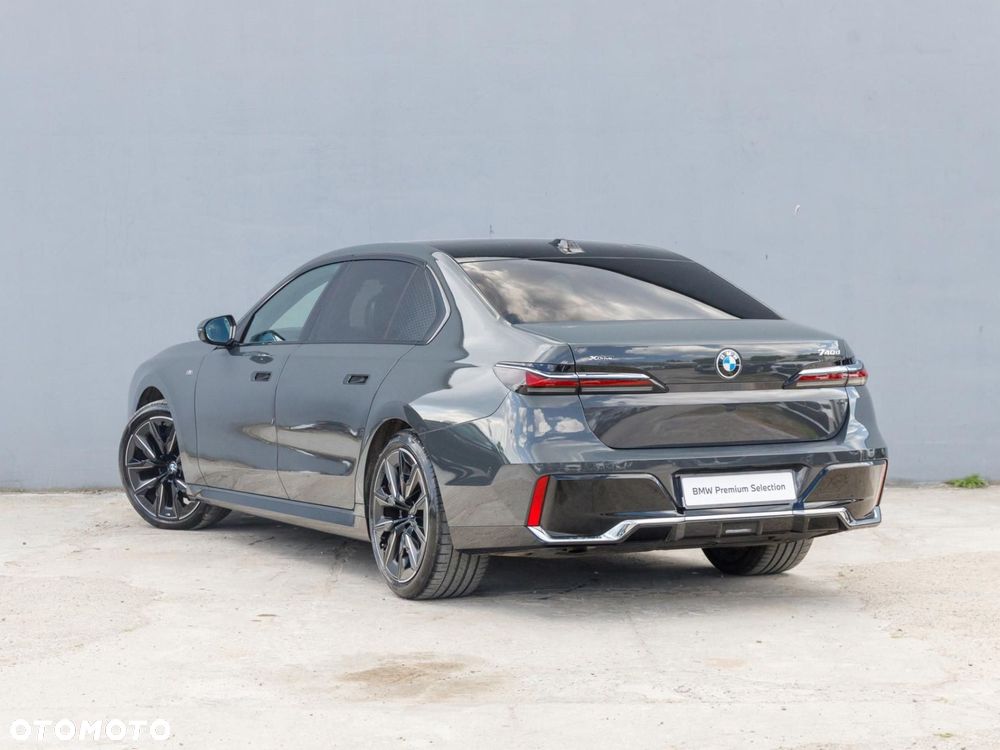 BMW Seria 7 - 5