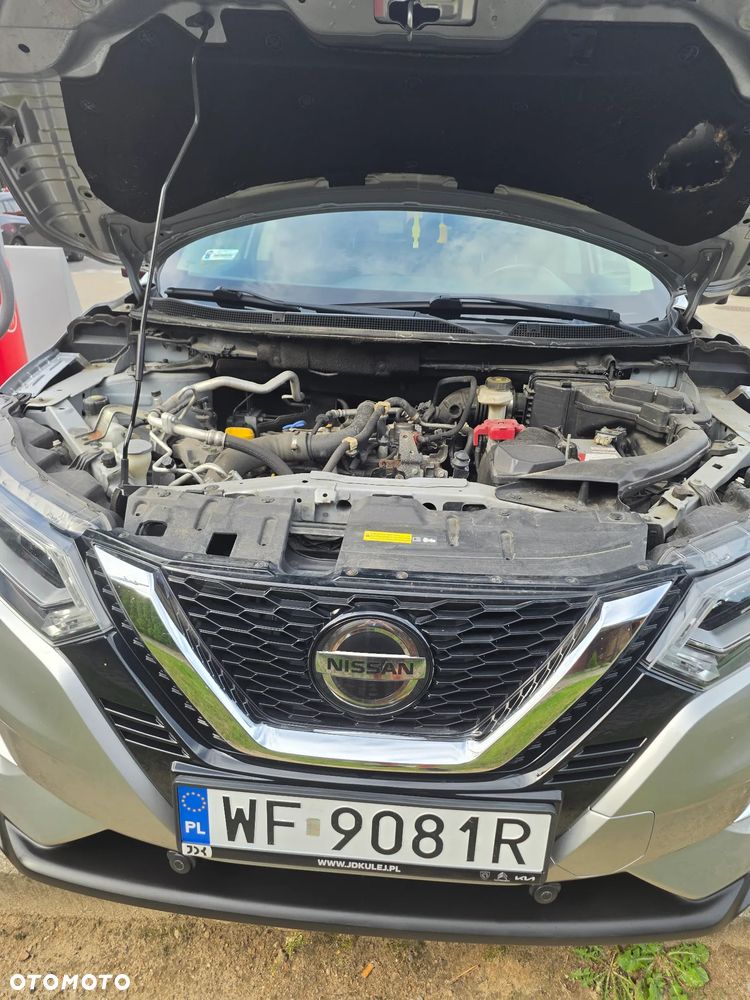 Nissan Qashqai 1.2 DIG-T N-Connecta EU6 - 29