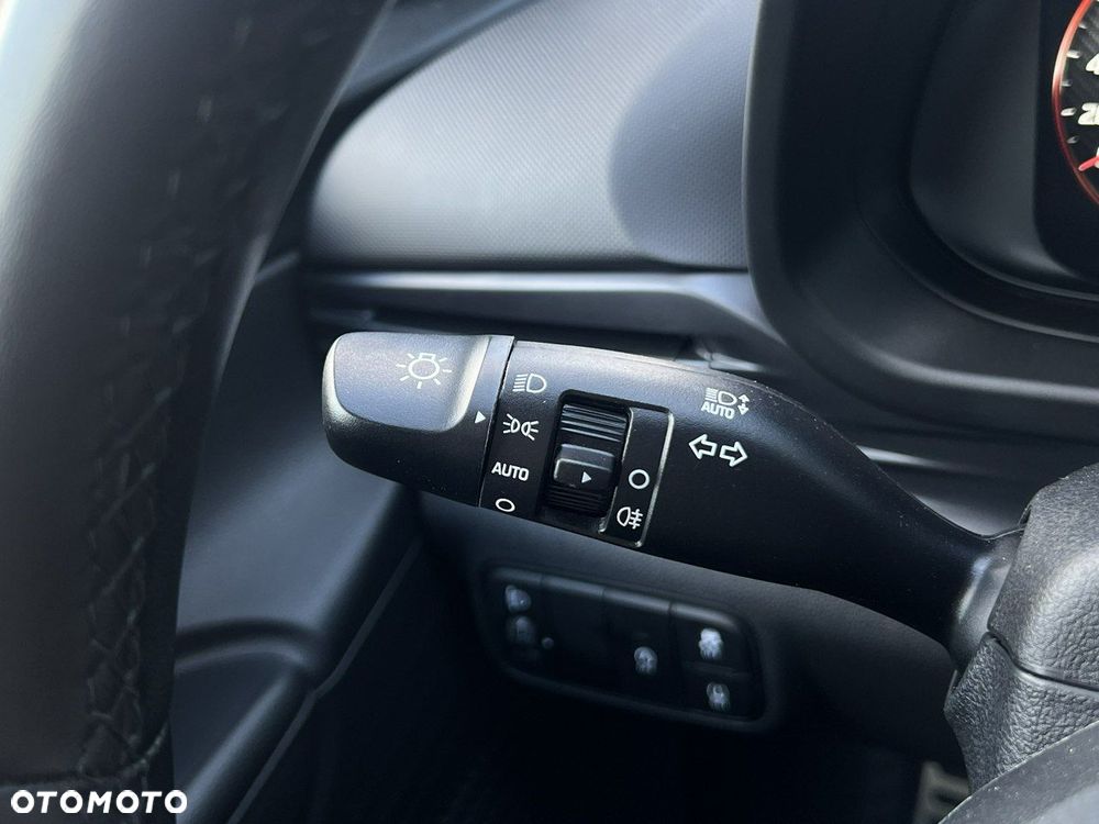 Hyundai Bayon 1.0 T-GDI Smart - 28