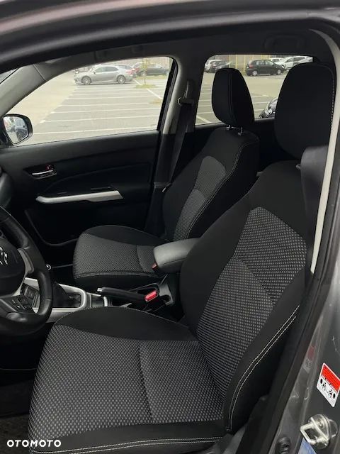 Suzuki Vitara 1.6 Comfort 2WD - 8