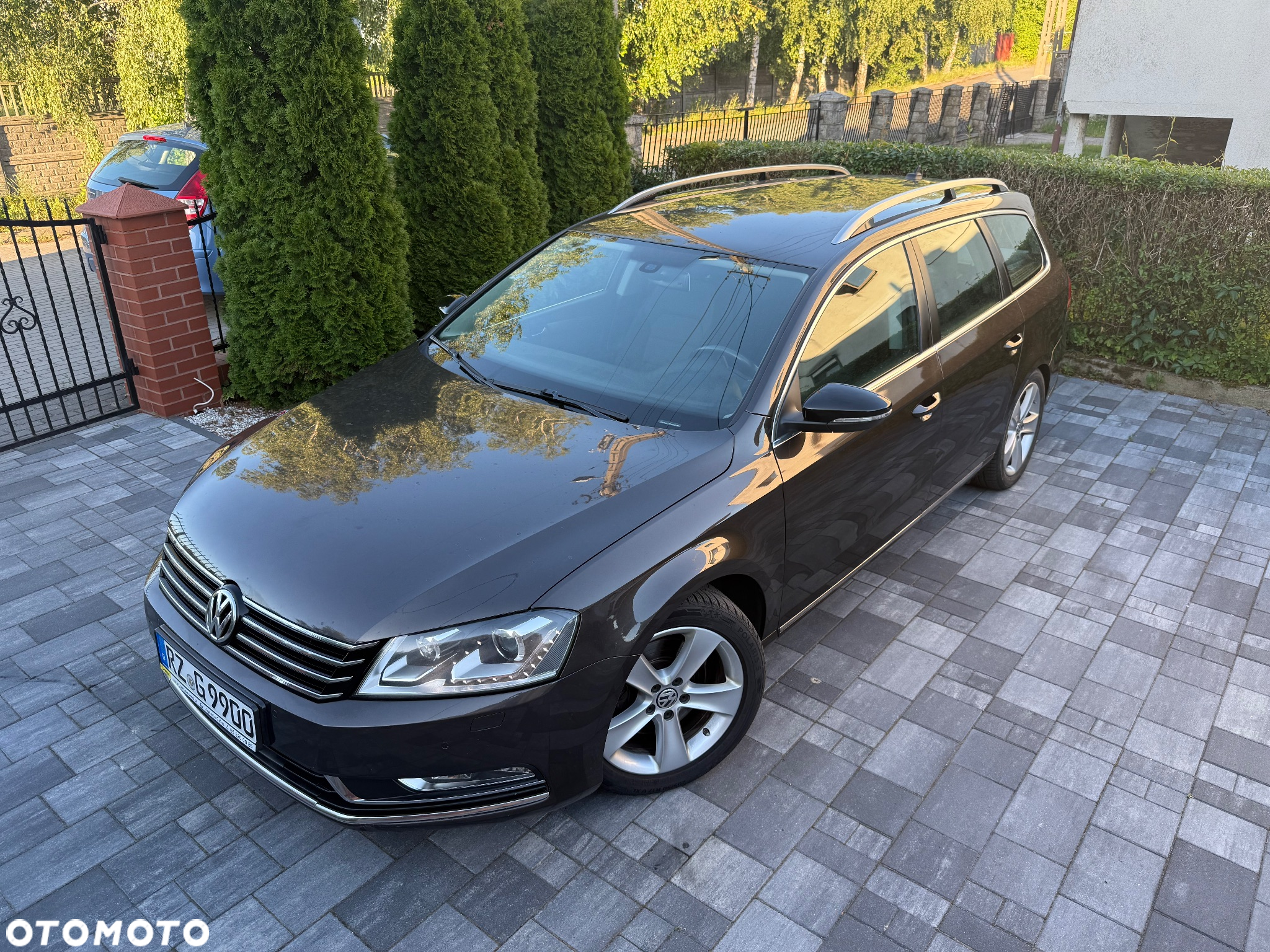 Volkswagen Passat 2.0 TDI Highline - 11