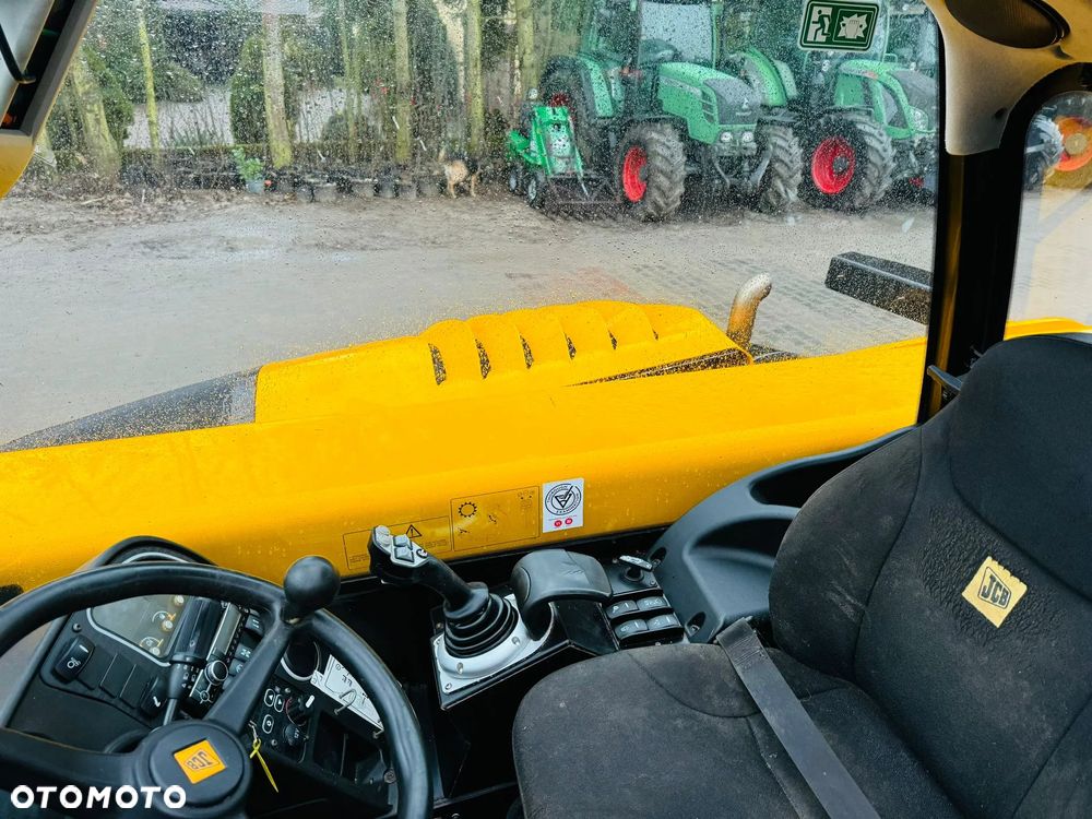 JCB 536-60 Agri Plus - 14