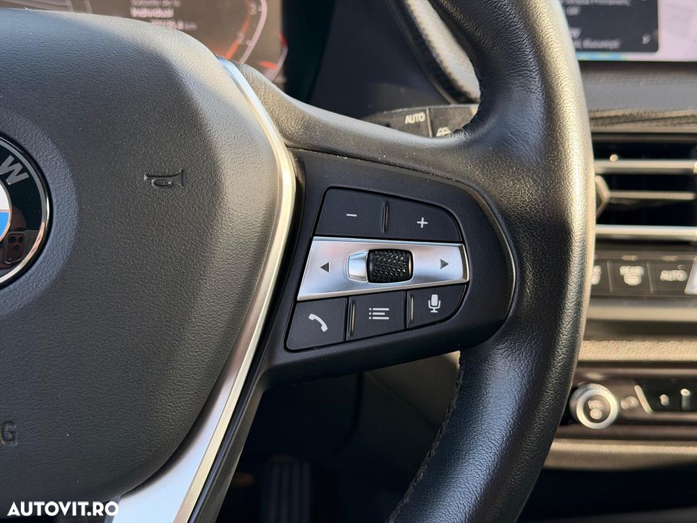 BMW Seria 1 118i Aut. Urban Line - 32