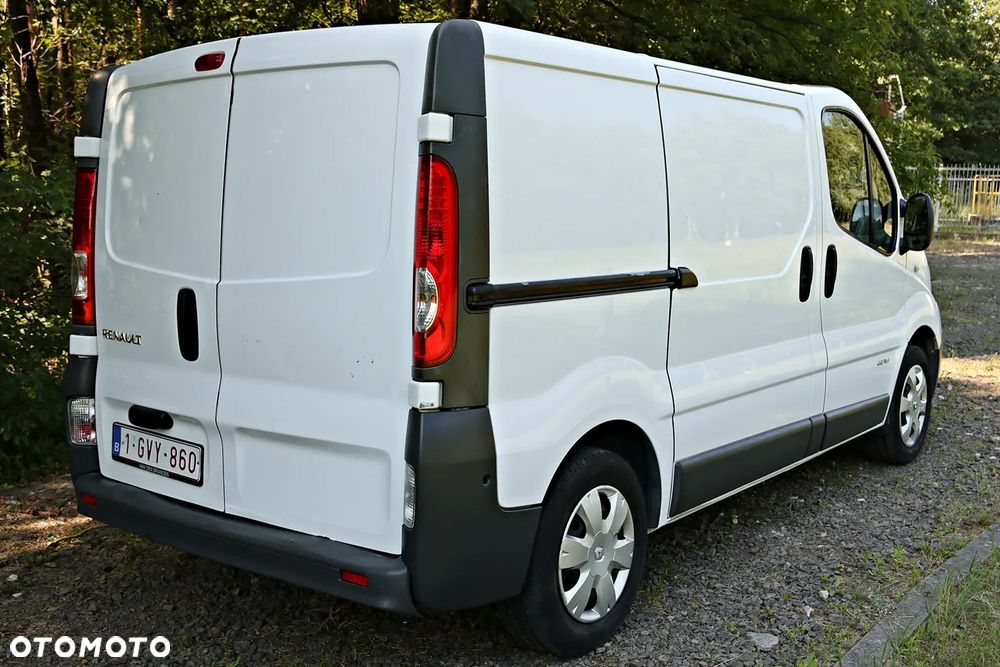 Renault Trafic - 21