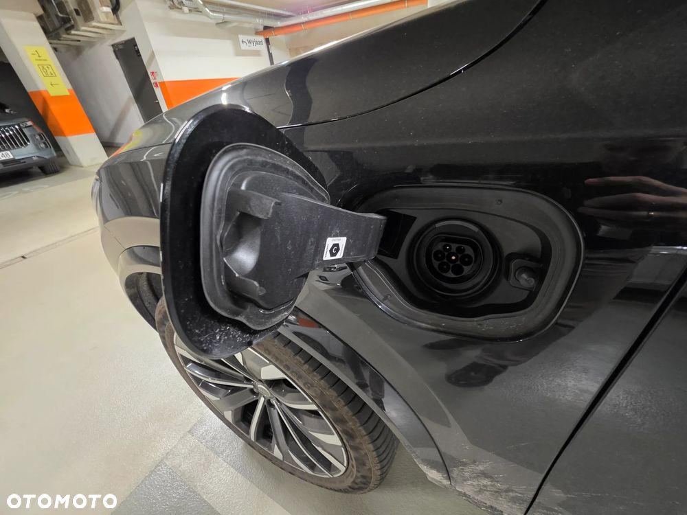 Volvo XC 90 T8 AWD Plug-In Hybrid Ultra Bright 7os - 9