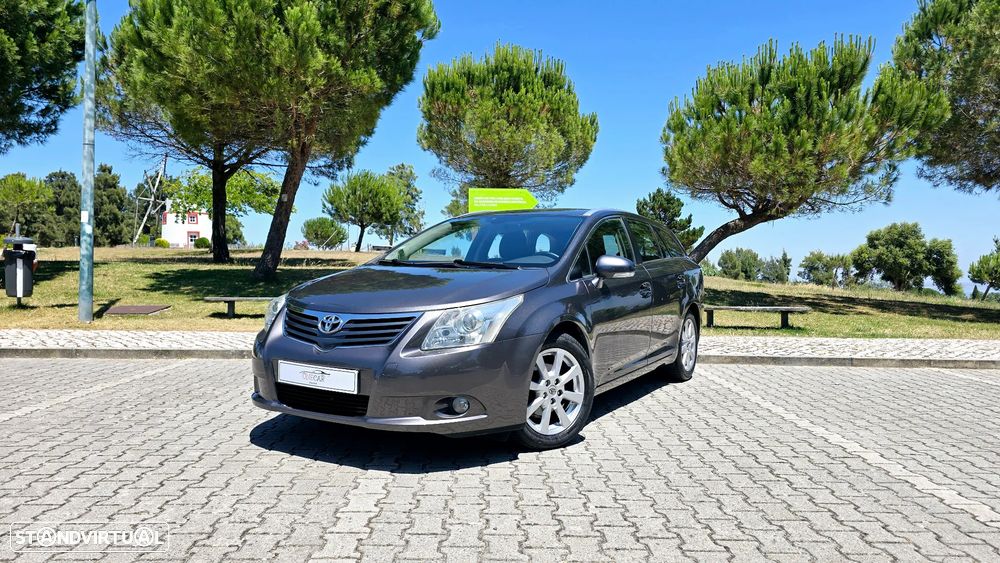 Toyota Avensis SD 2.0 D-4D Exclusive +Pele+GPS - 1