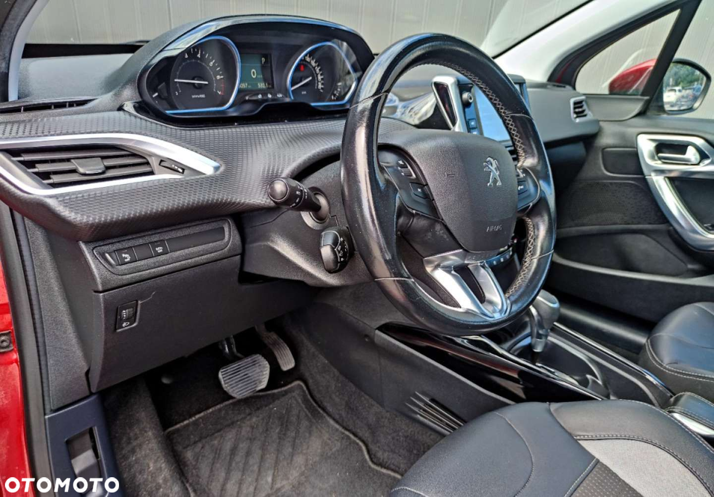 Peugeot 2008 PureTech 110 Stop&Start EAT6 Allure - 15