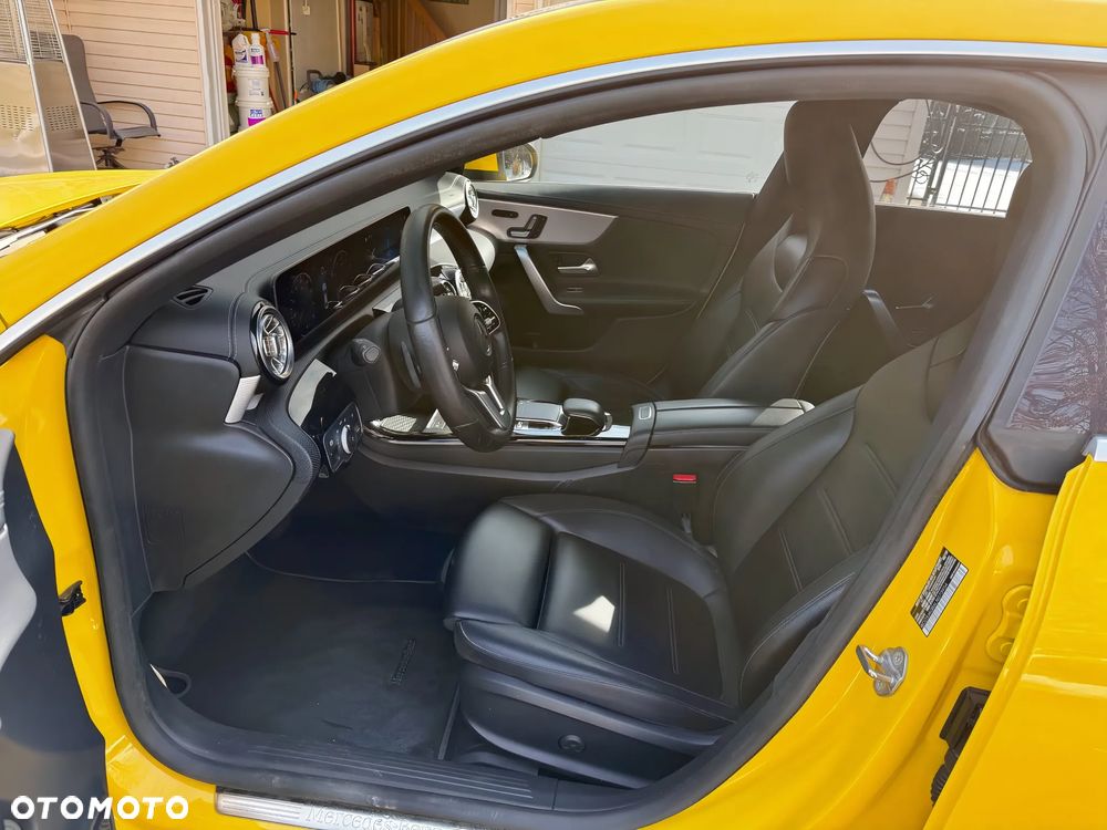 Mercedes-Benz CLA 250 4-Matic AMG Line - 8