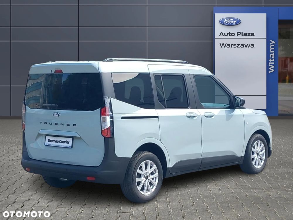 Ford Tourneo Courier - 5