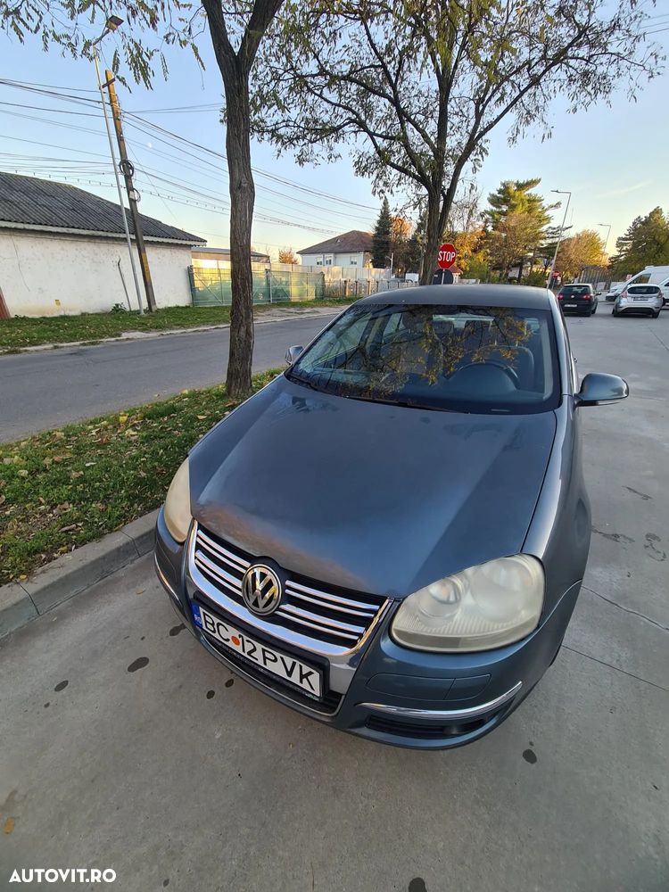 Volkswagen Jetta 1.9 TDI Trendline - 4