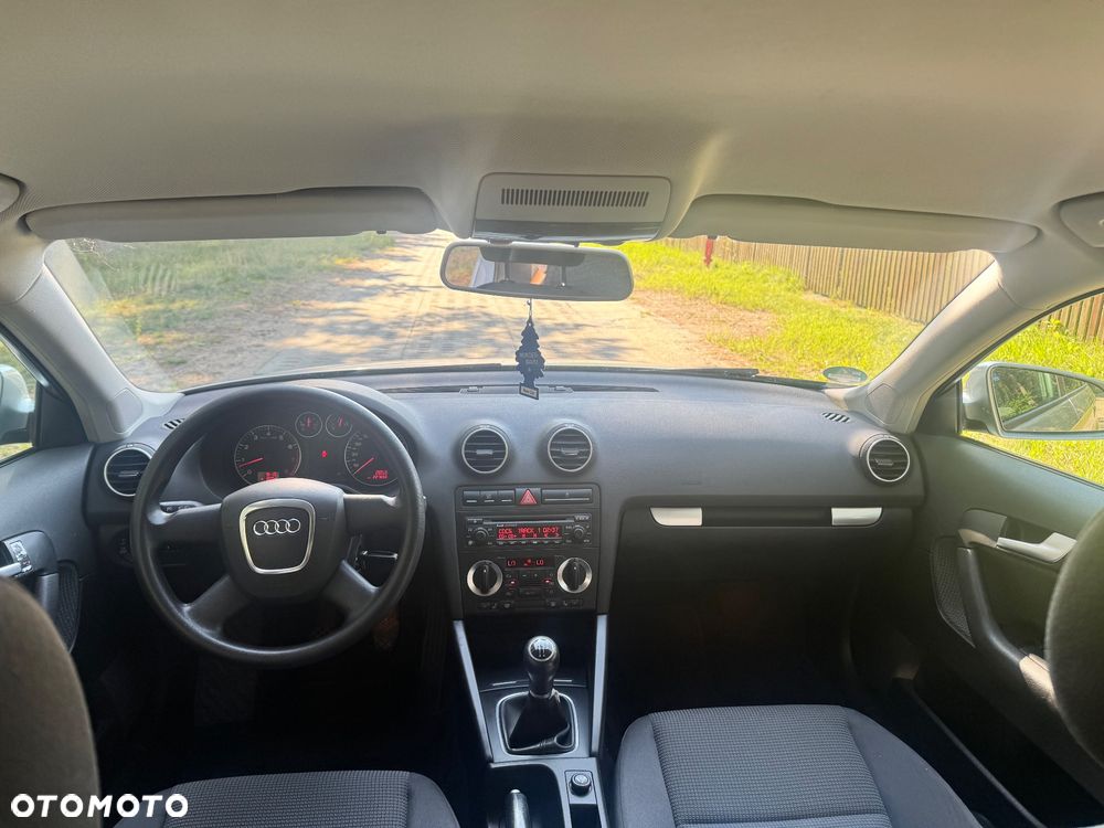 Audi A3 Sportback 1.6 Ambition - 5