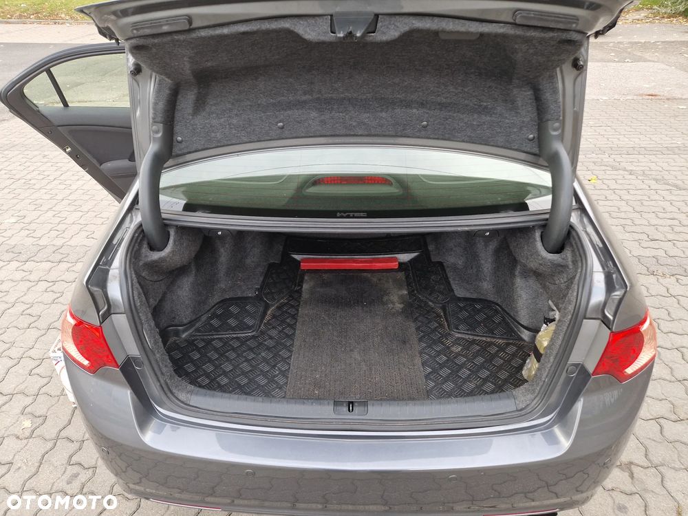 Honda Accord 2.0 Lifestyle - 15