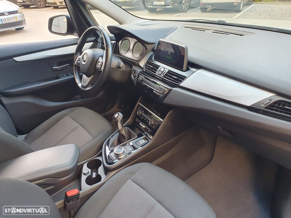 BMW 216 Gran Tourer - 18
