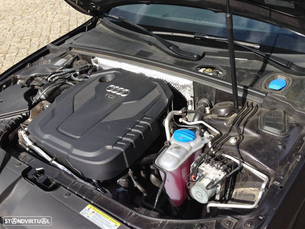 Audi A4 2.0 TDI Business Line S-line - 7