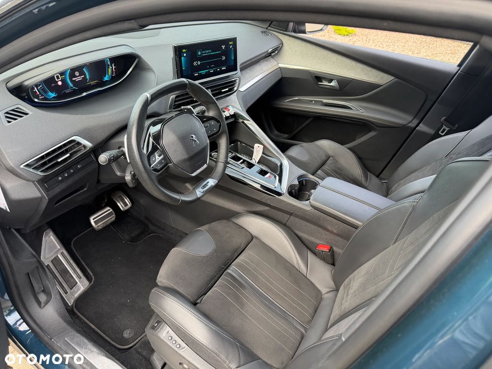 Peugeot 3008 1.6 PureTech HYbrid GT Line S&S EAT8 - 13
