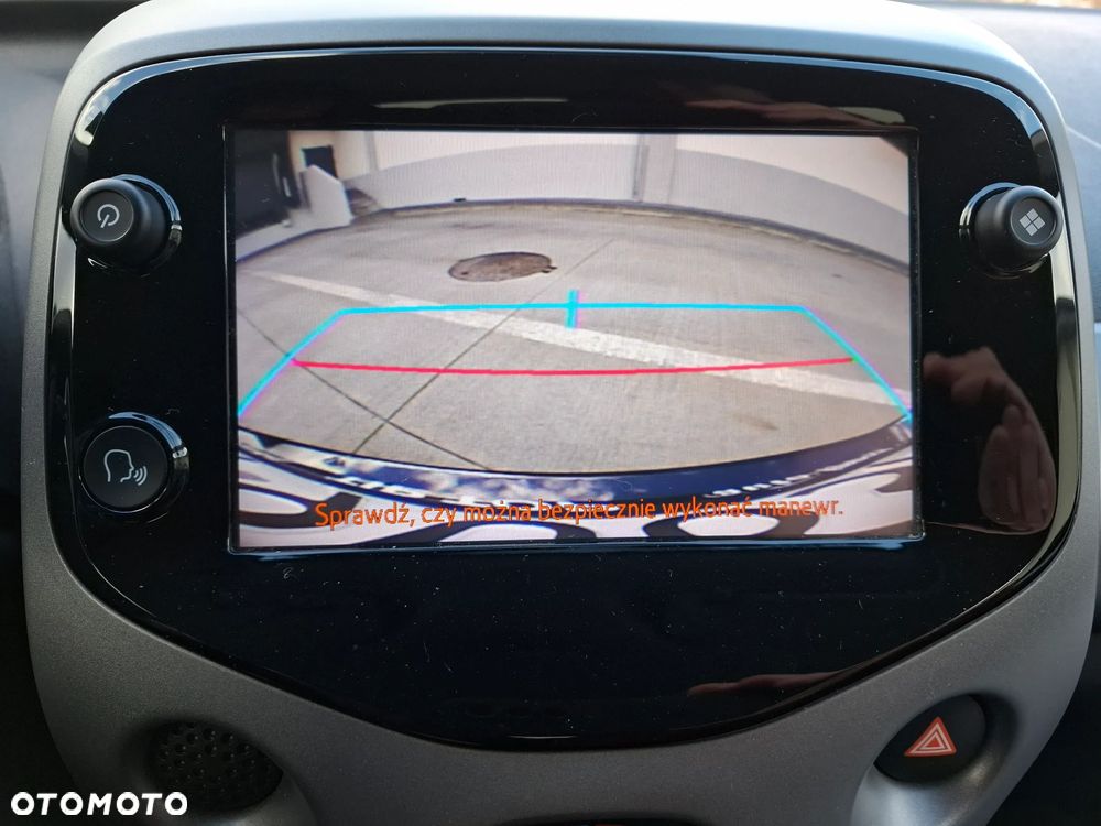 Toyota Aygo 1.0 VVT-i JBL Edition - 21