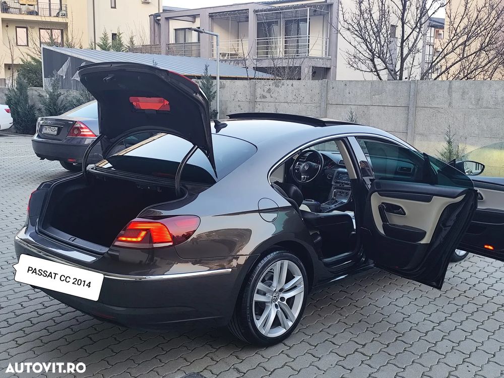 Volkswagen Passat CC - 8