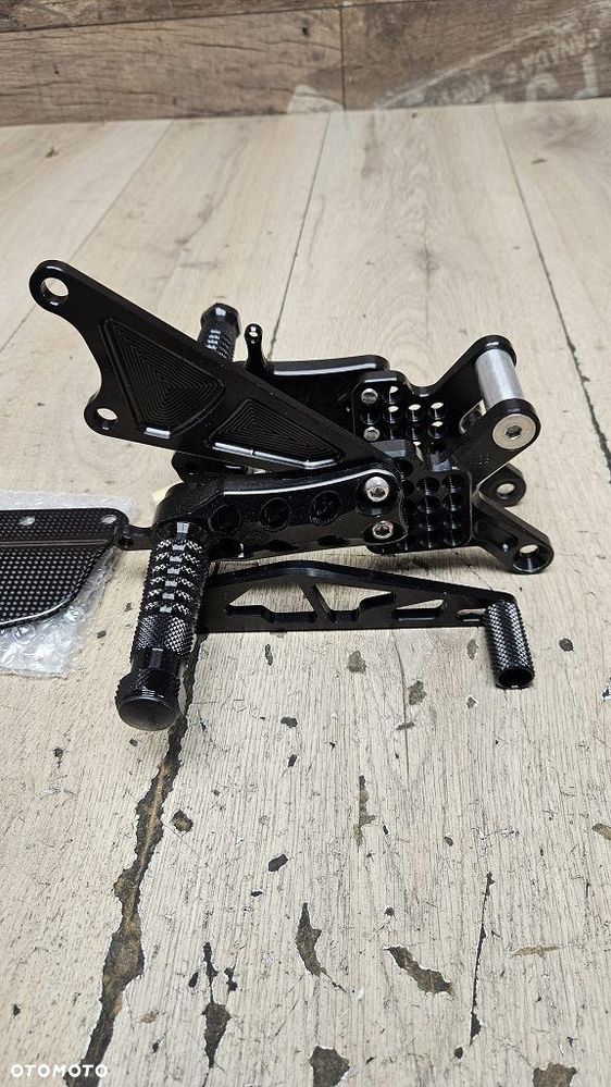 Regulowany zestaw podnóżków AS31GT Gilles Tooling Kawasaki Ninja ZX-10R - 8