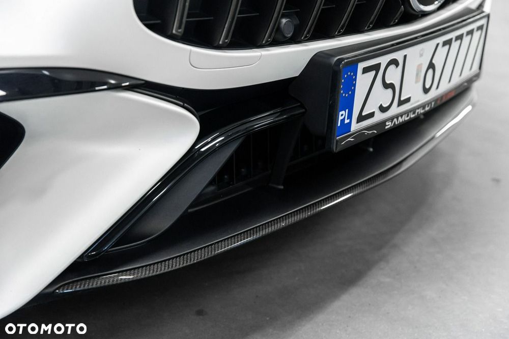 Mercedes-Benz AMG GT - 13
