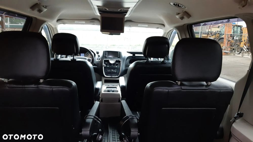 Chrysler Town & Country 3.6 Touring - 10