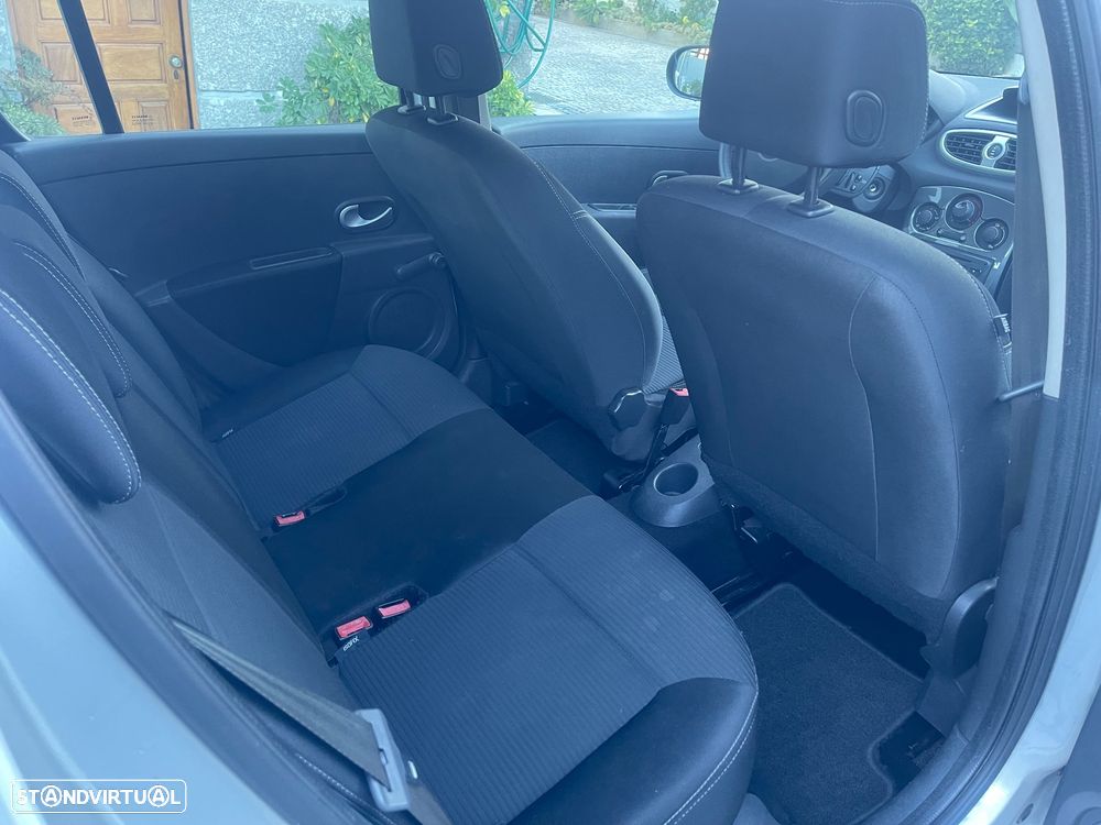 Renault Clio 1.5 dCi 90 FAP Luxe - 5