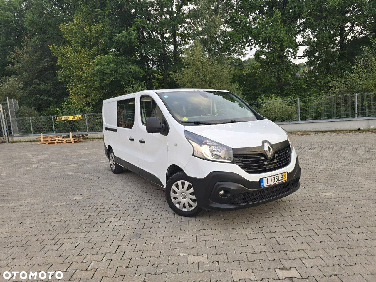 Renault Trafic - 2