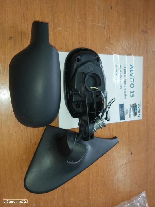 Retrovisor novo eletrico direito Renault Clio 2 2001 com sonda  7pins - 2
