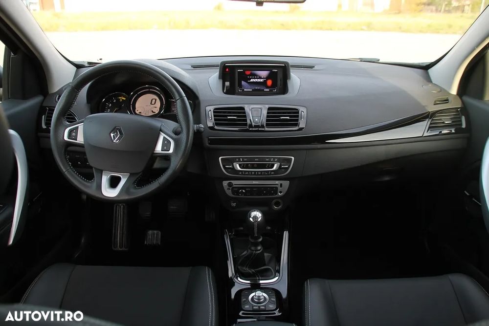Renault Megane Grandtour ENERGY dCi 110 Start & Stopp Bose Edition - 2