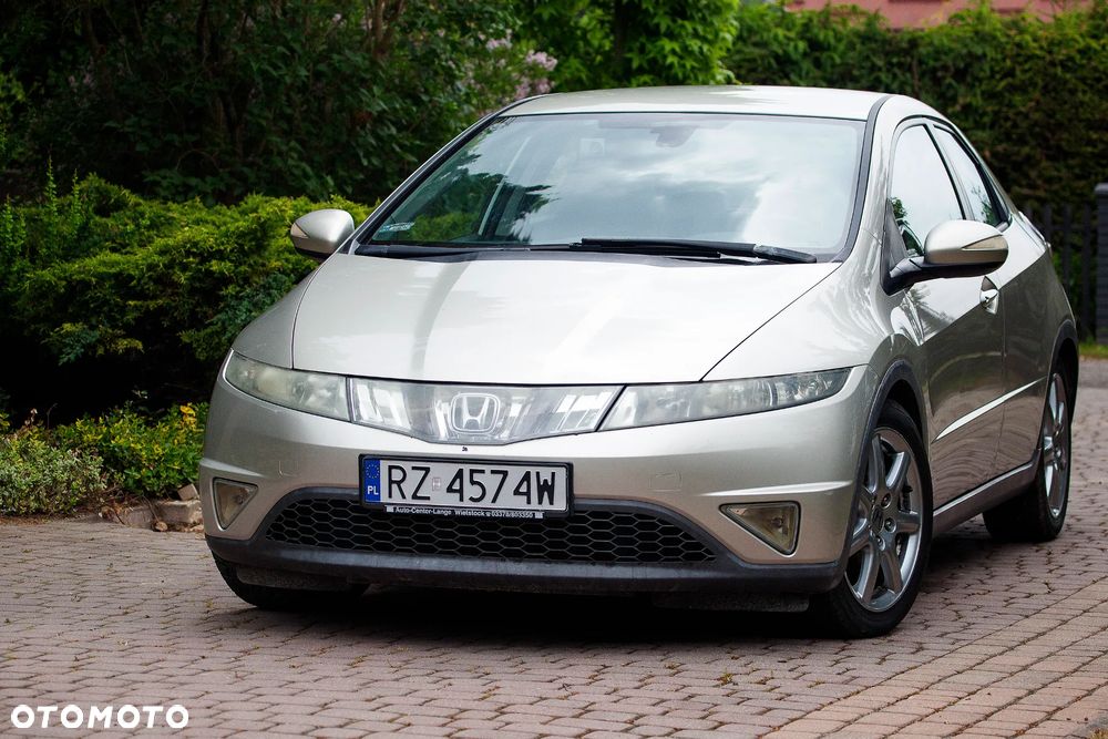 Honda Civic 1.8 Comfort - 1